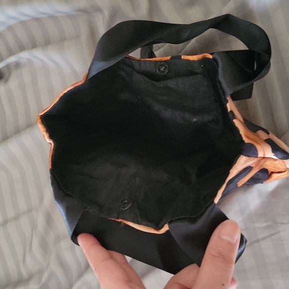 Small hand bag - Picture 2 of 3